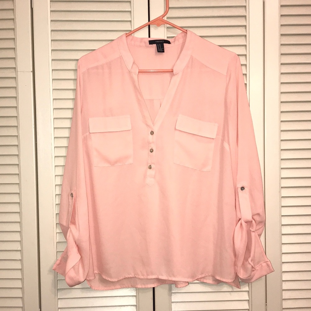 Women’s Forever 21 Size M Light Pink Blouse.